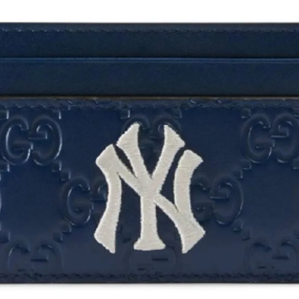 Gucci NY Card case NWT - Picture 5 of 7